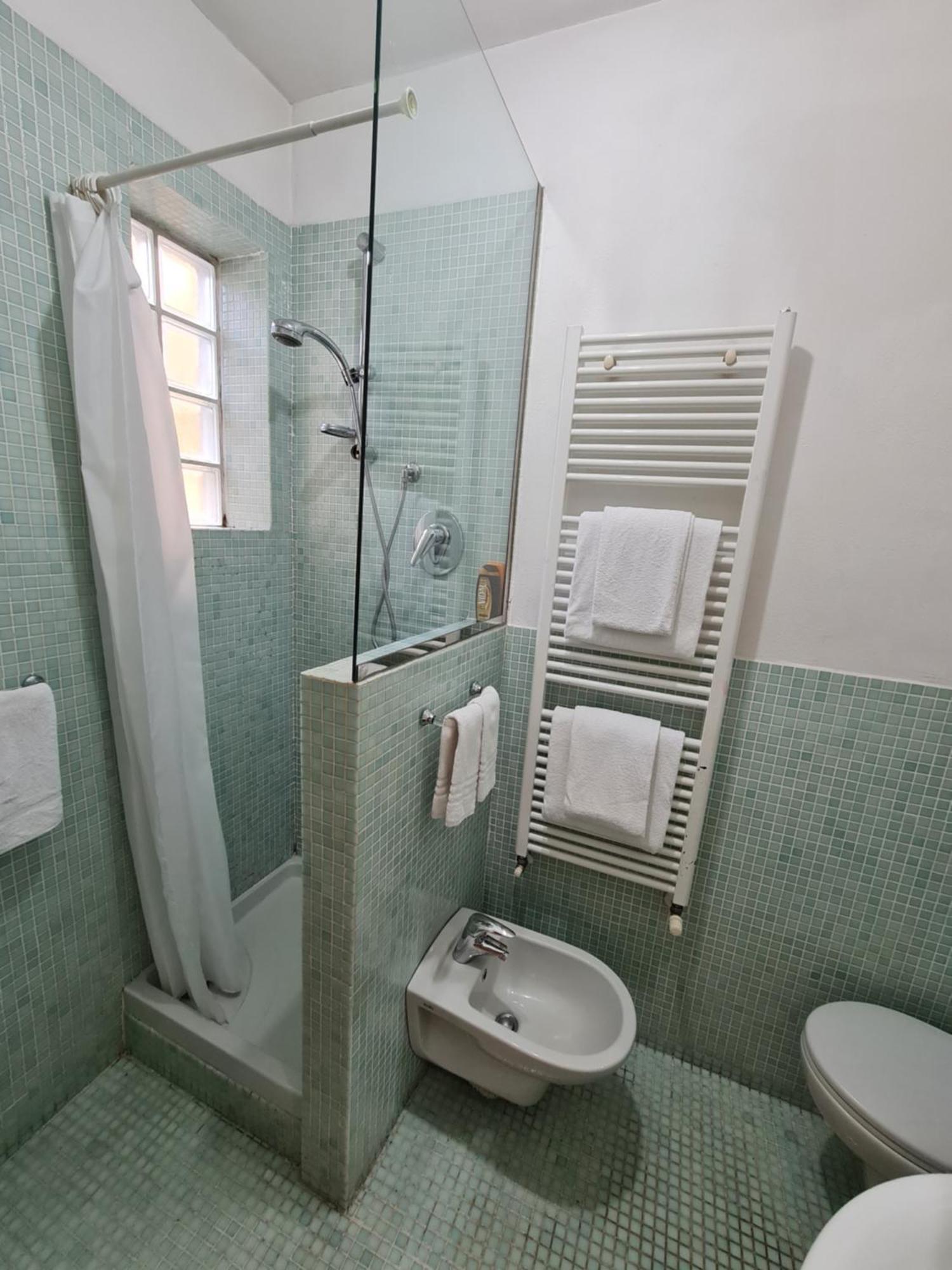 Nel Sole Appartamenti Bolonia Habitación foto