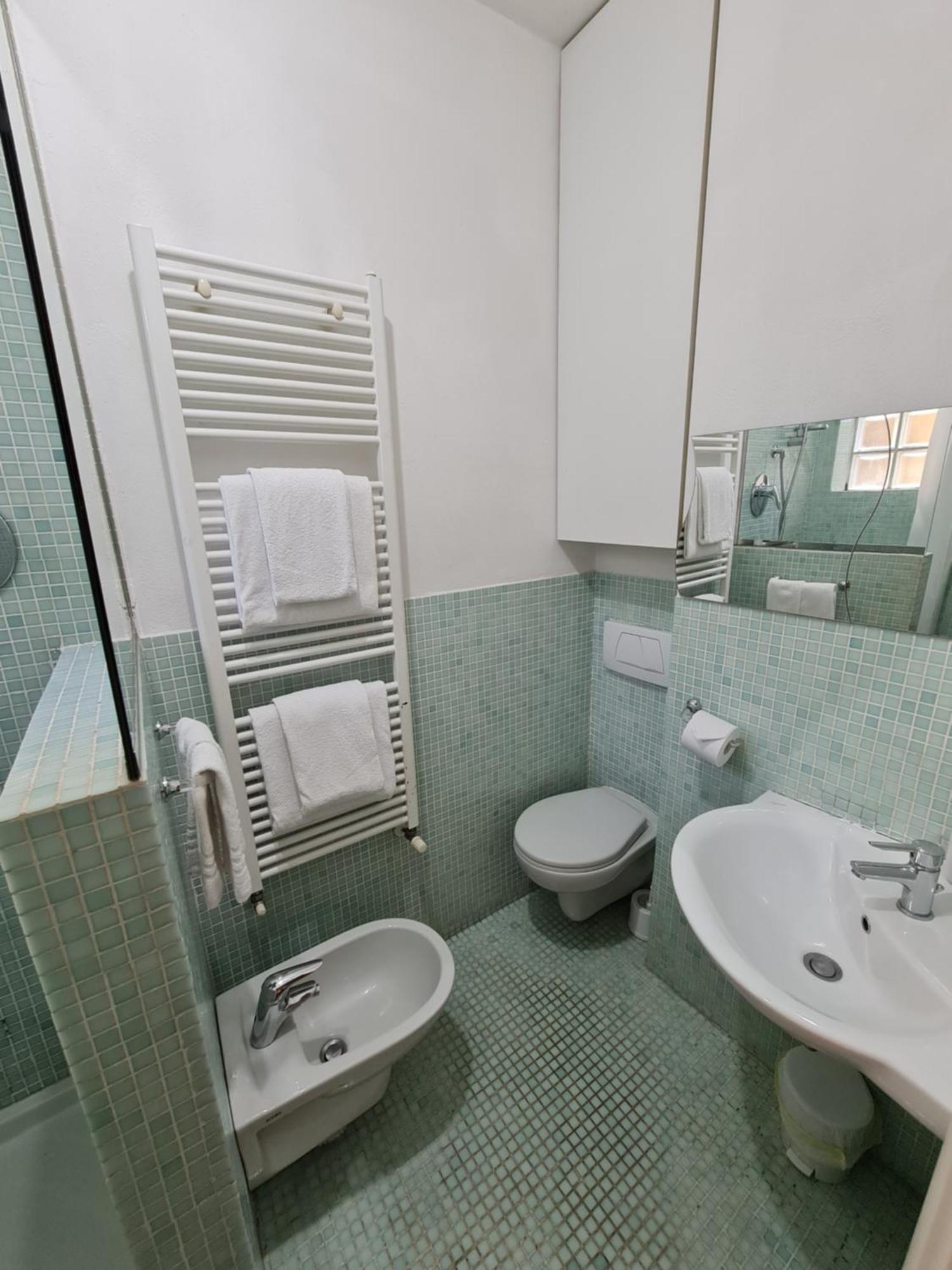 Nel Sole Appartamenti Bolonia Habitación foto